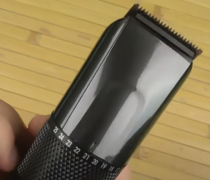 BaByliss E978E Akku Haarschneider im Test: Vielseitiger Haar- und Barttrimmer mit 26 Schnittlängen und Titan-Klingen 2024