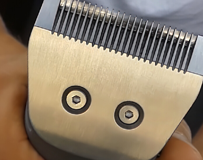 Remington HC5880 im Test: Professionelle Haarschneidemaschine mit schlagfestem Polycarbonat-Gehäuse und Lithium-Ionen-Akku 2024